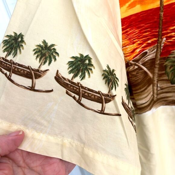 Hilo Hattie’s The Hawaiian Original Sunset with Canoes Circa 2006 Camp Style SZL - Picture 3 of 9